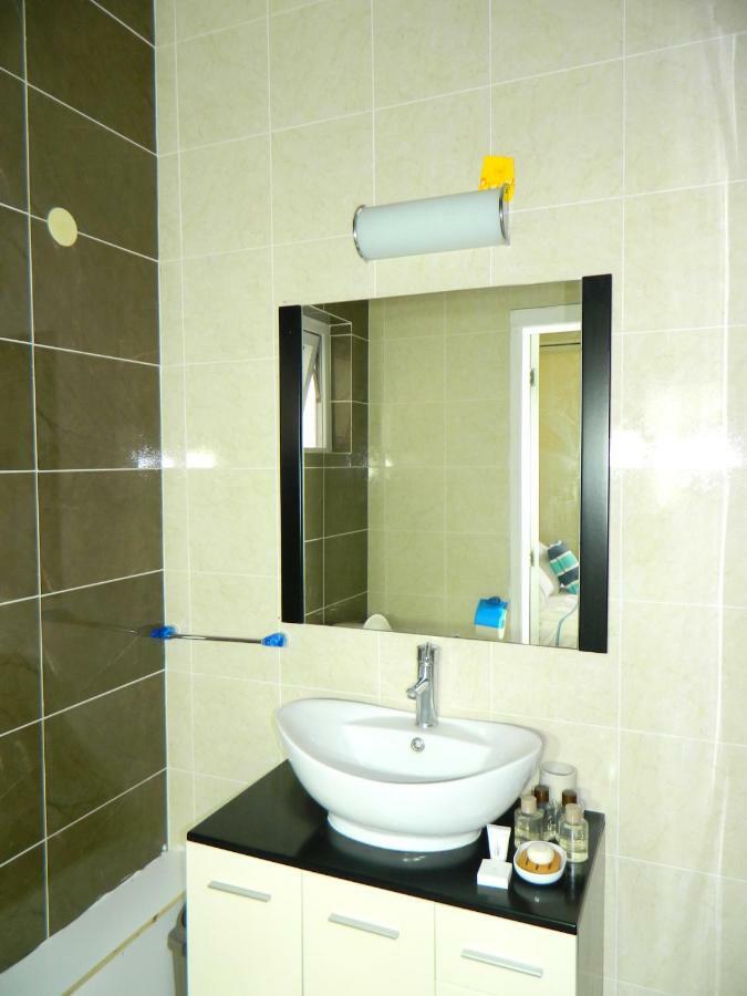 Ariel Beach Villa* Grand Baie Exterior foto